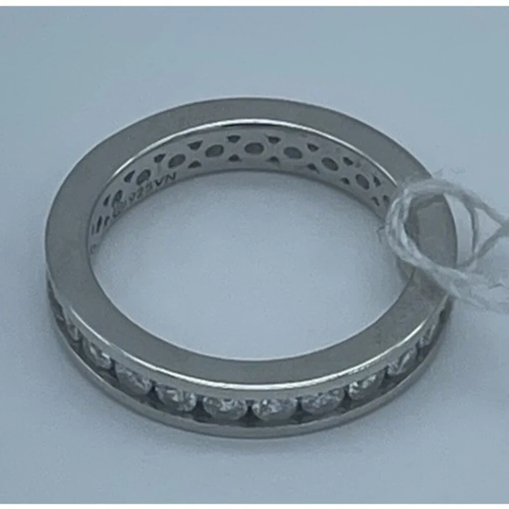 925 Sterling Silver CZ Eternity Band Ring Size 7 Made in Vietnam